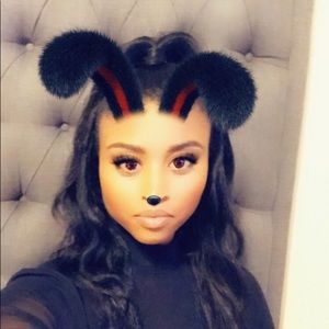 Meet your Posher, Danielle